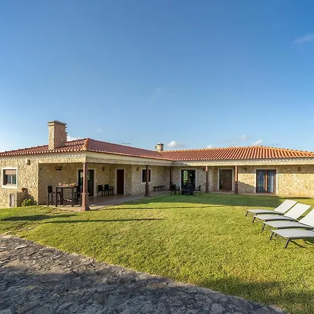 Вилла Junceira - Refugio De Luxo Perto Do Castelo
