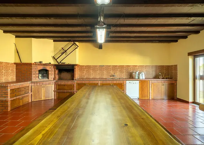 Junceira - Refugio De Luxo Perto Do Castelo Όμπιδος