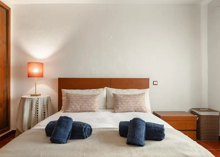 Junceira - Refugio De Luxo Perto Do Castelo